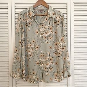 H&M light Green Floral Button Front Blouse